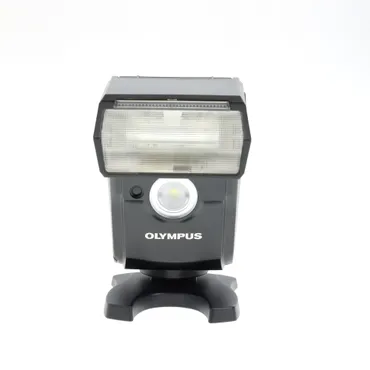 Olympus FL-700WR TTL Flash with Built-in 2.4GHz Radio Control [GN139] {Bounce, Swivel, Zoom}