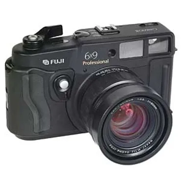 Fuji GW690III Professional Medium Format Camera with 90mm f/3.5 {67}